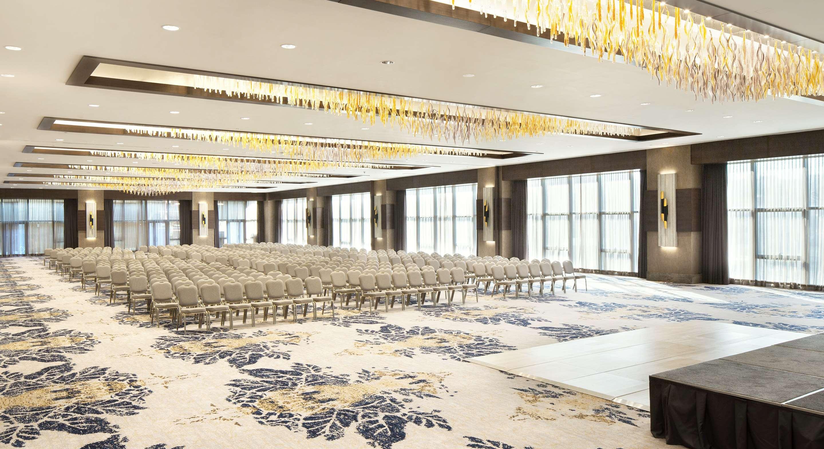 Sheraton Grand Istanbul Atasehir Exterior photo